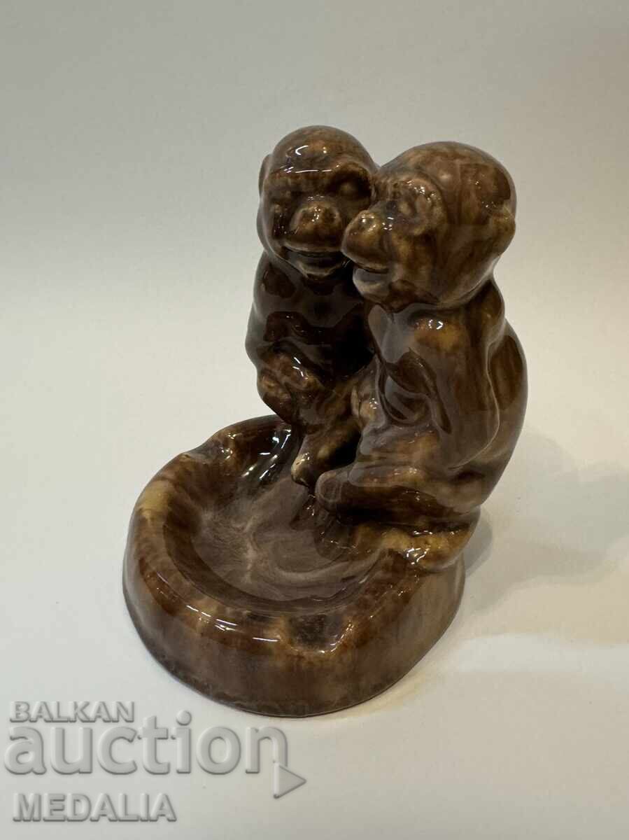 Auction Pando Kiselinchev-monkeys-ceramics Auction Pando Kiselinchev-monkeys-ceramics