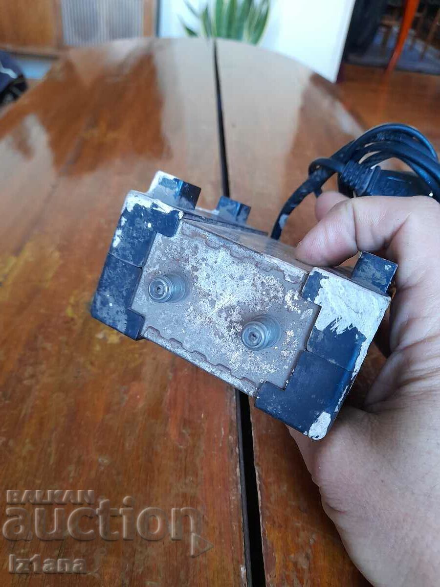 Auction Amplifier for cable TV Auction Amplifier for cable TV