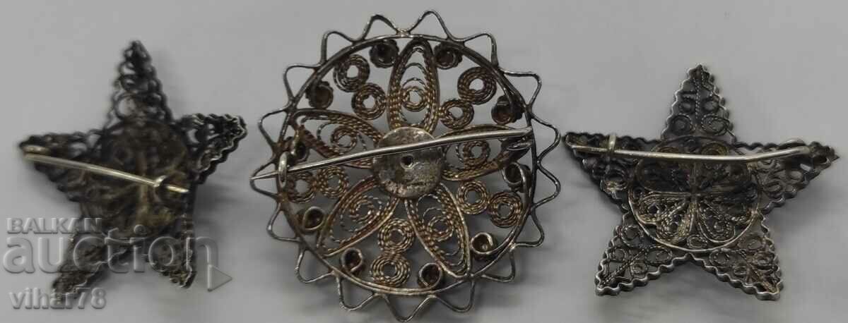 LOT OF THREE OLD SILVER BROOCHES - 5 LOT OF THREE OLD SILVER BROOCHES - 5