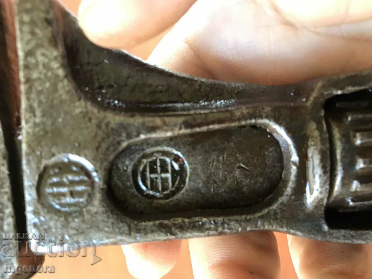 Auction KEY FRENCH MACHINE TOOL Auction KEY FRENCH MACHINE TOOL