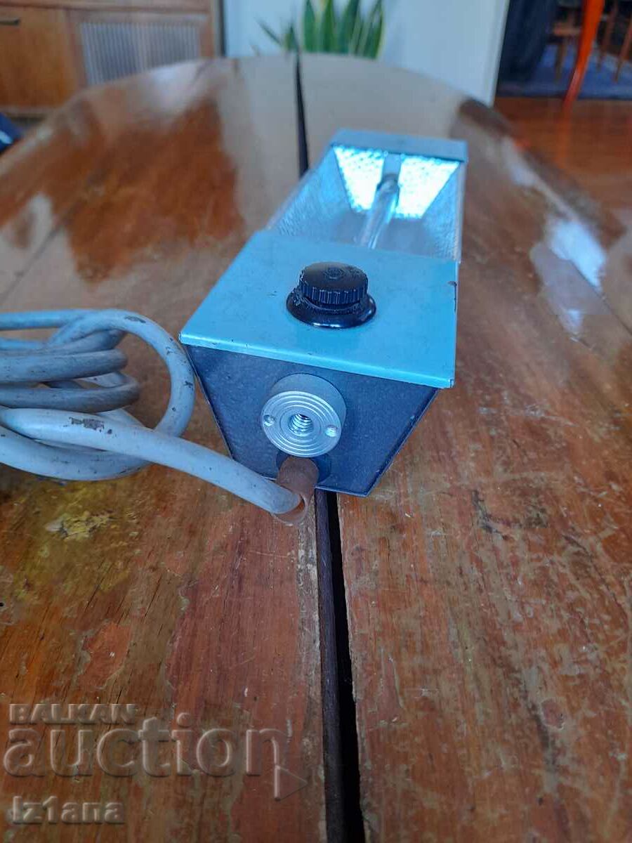 Old lamp, spotlight with price 45.00 BGN | € 23.01 Old lamp, spotlight with price 45.00 BGN | € 23.01