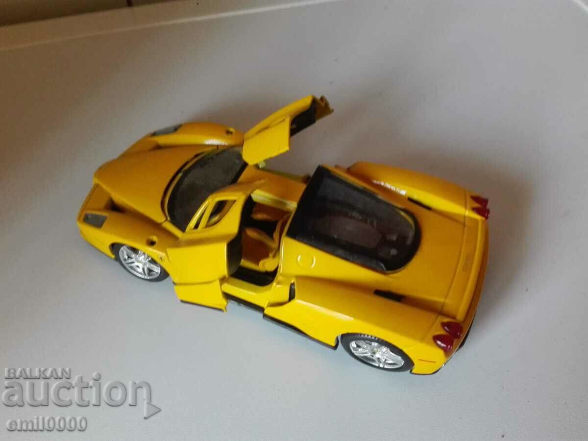 Metal car 1:24 - Ferrari. - 5 Metal car 1:24 - Ferrari. - 5
