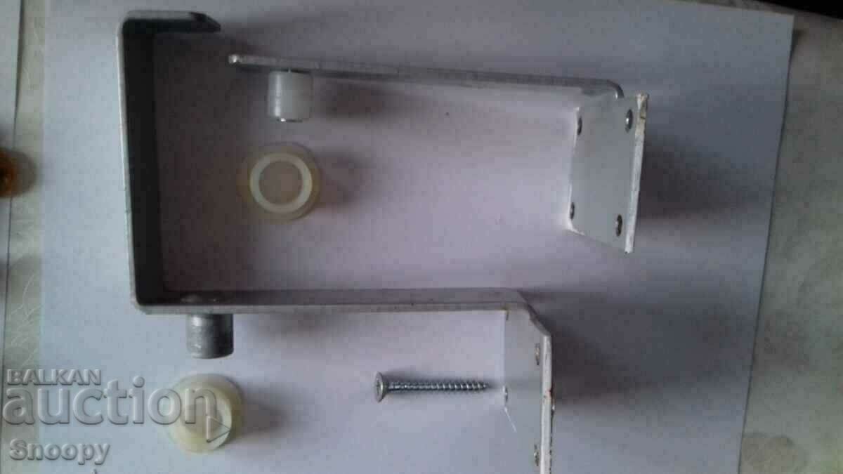 Δημοπρασία Στοιχεία σύνδεσης για περιστρεφόμενο ντουλάπι τοίχου GERMANIA