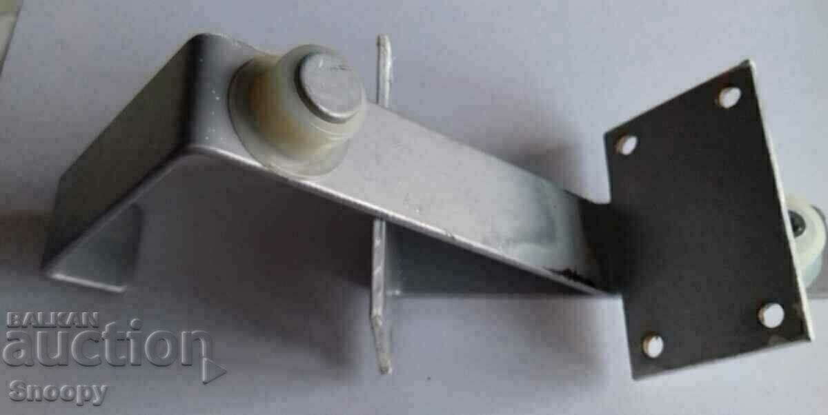 Παράδοση Στοιχεία σύνδεσης για περιστρεφόμενο ντουλάπι τοίχου GERMANIA