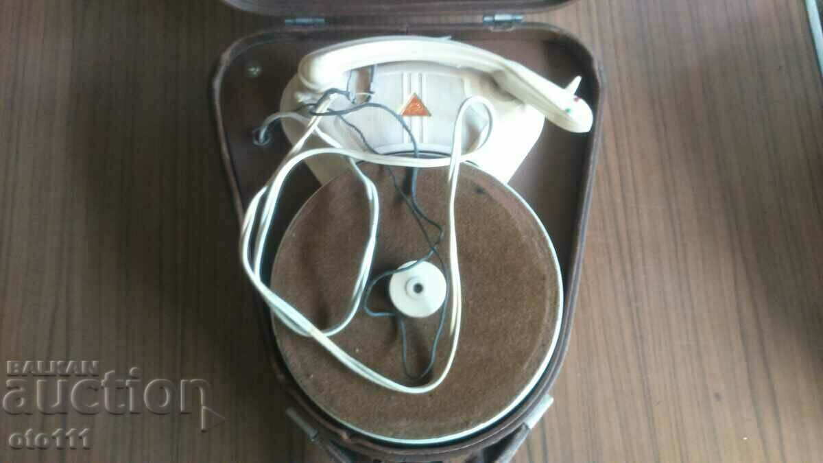 OLD GRAMOPHONE with price 80.00 BGN | € 40.90 OLD GRAMOPHONE with price 80.00 BGN | € 40.90