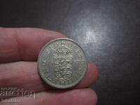 1957 1 shilling English coat of arms - 3 lions in crowned shield