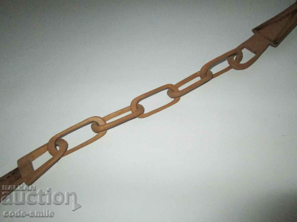 Delivery of Old carving knife and spoon with chain without break