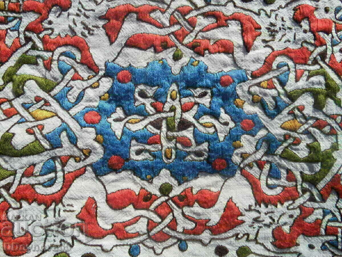 Auction Old embroidered pillowcase Auction Old embroidered pillowcase