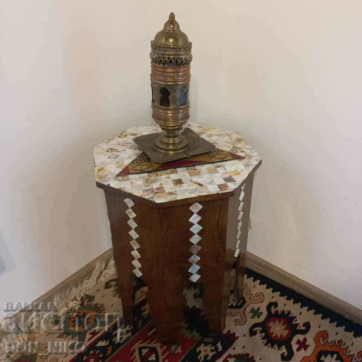 Πέρλα, οθωμανικό τραπέζι, ένθετο φίλντισι