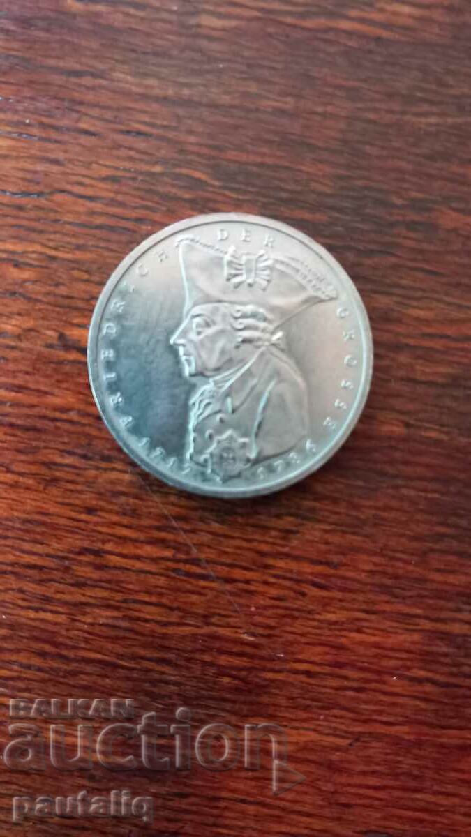 Delivery of 5 stamps 1986 MINT Delivery of 5 stamps 1986 MINT