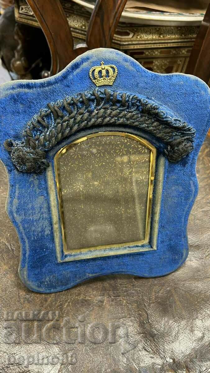 Delivery of ROYAL PHOTO FRAME Delivery of ROYAL PHOTO FRAME