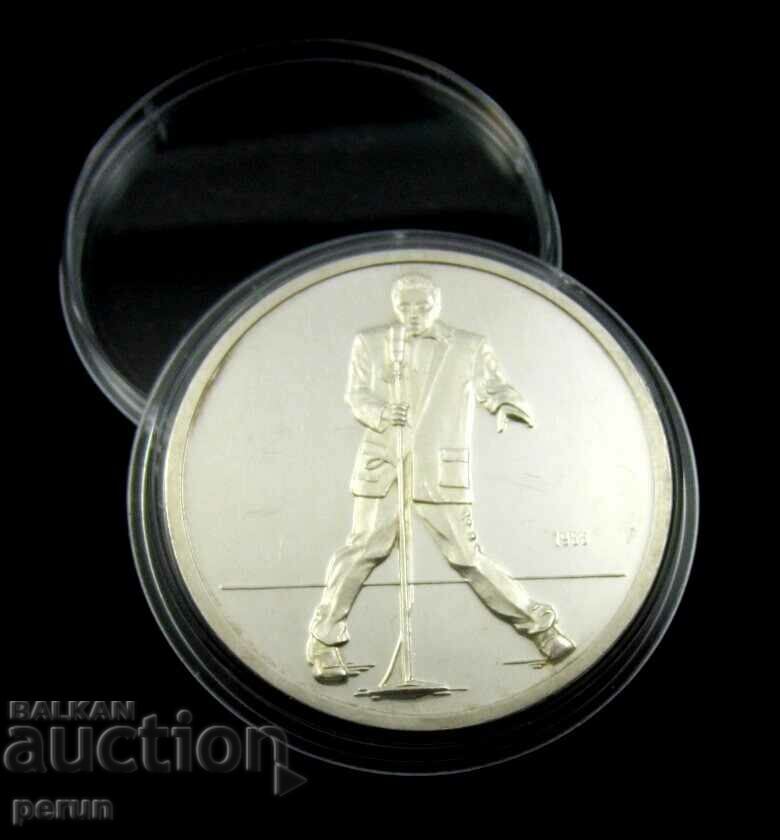 Elvis Presley - The King of Rock and Roll - Commemorative Coin - Plaque with price 22.00 BGN | € 11.25