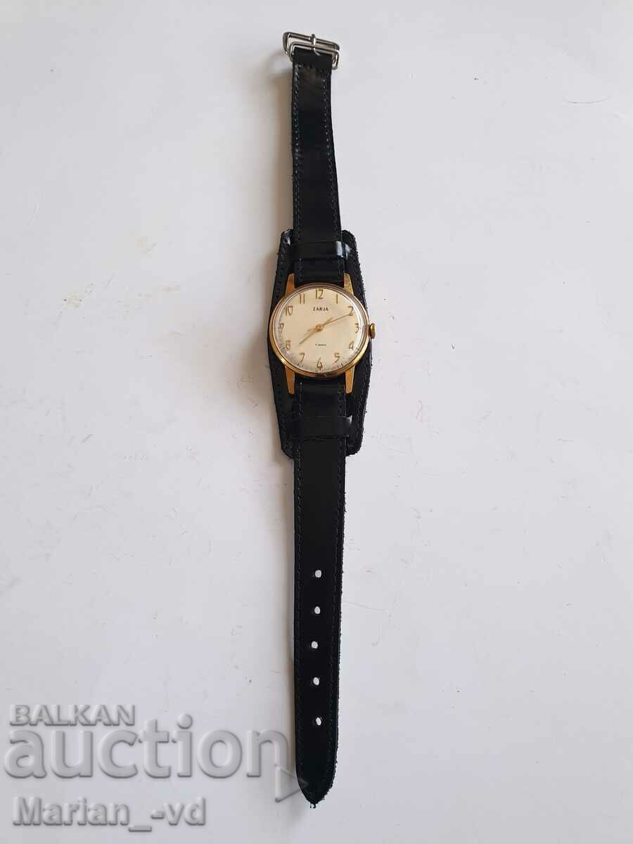 Мъжки позлатен часовник  Zaria 17 jewels