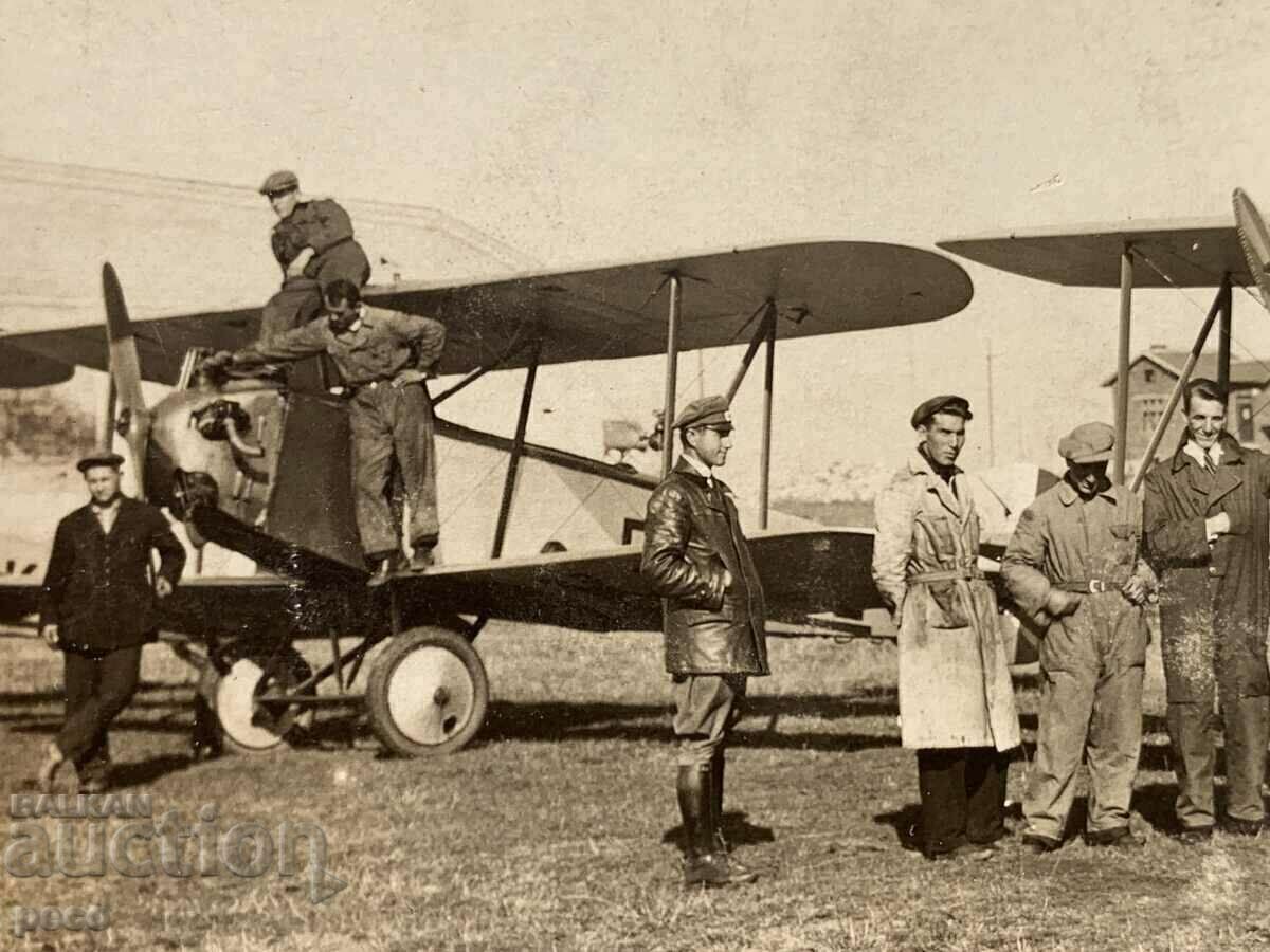 Auction Old Airplanes Aircraft Mechanics Hangars Old Photo Auction Old Airplanes Aircraft Mechanics Hangars Old Photo