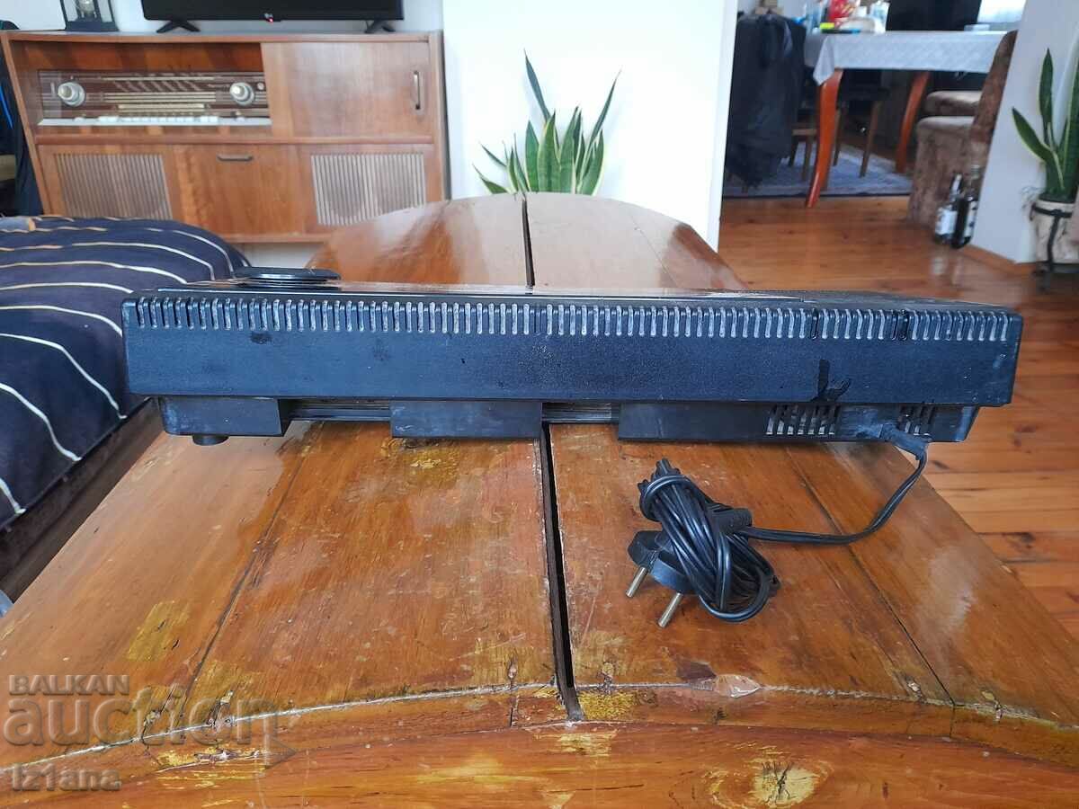 Delivery of Old radio, Unitra Alba radio receiver Delivery of Old radio, Unitra Alba radio receiver