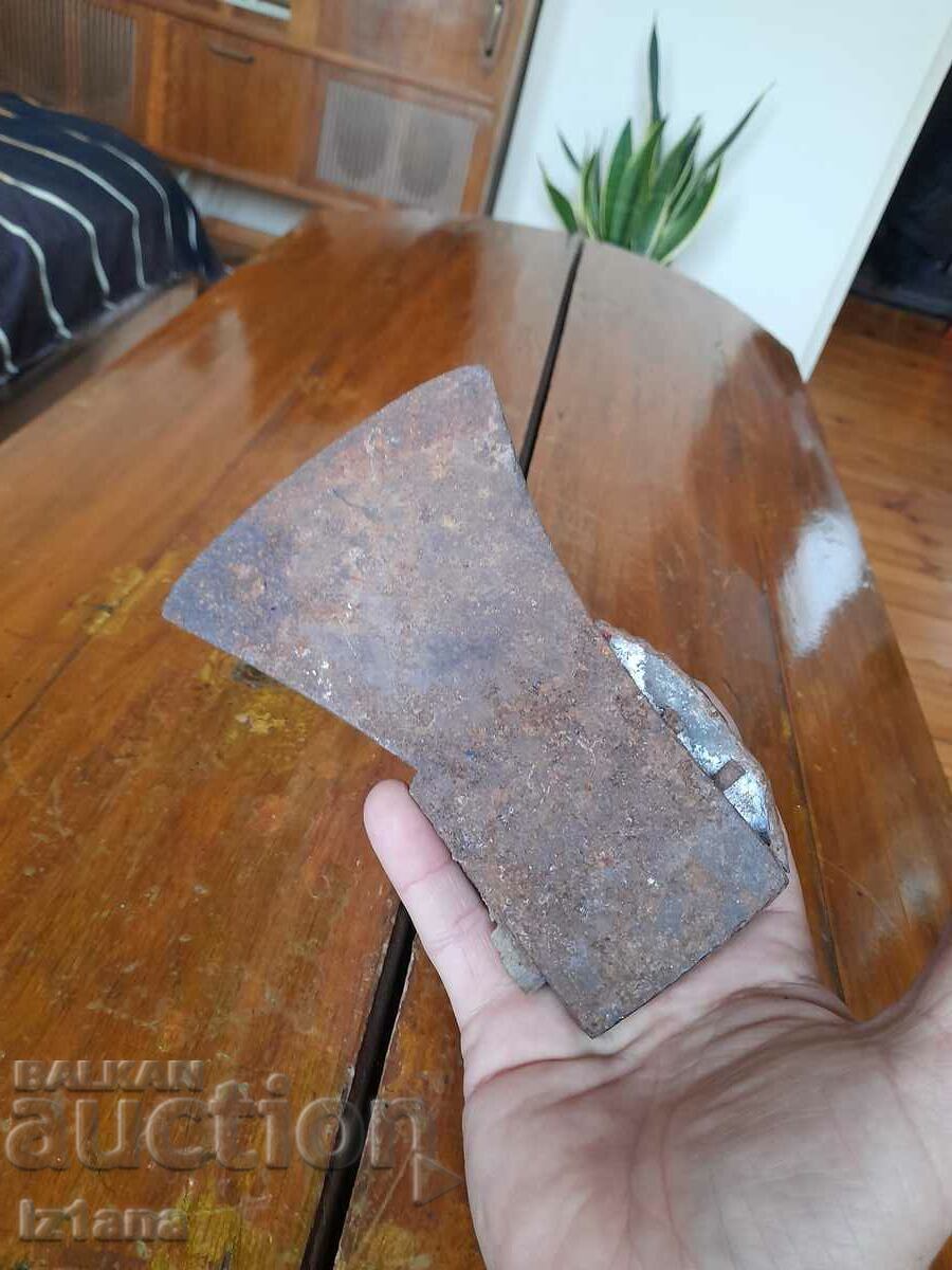 Old pole, top with price 45.00 BGN | € 23.01 Old pole, top with price 45.00 BGN | € 23.01