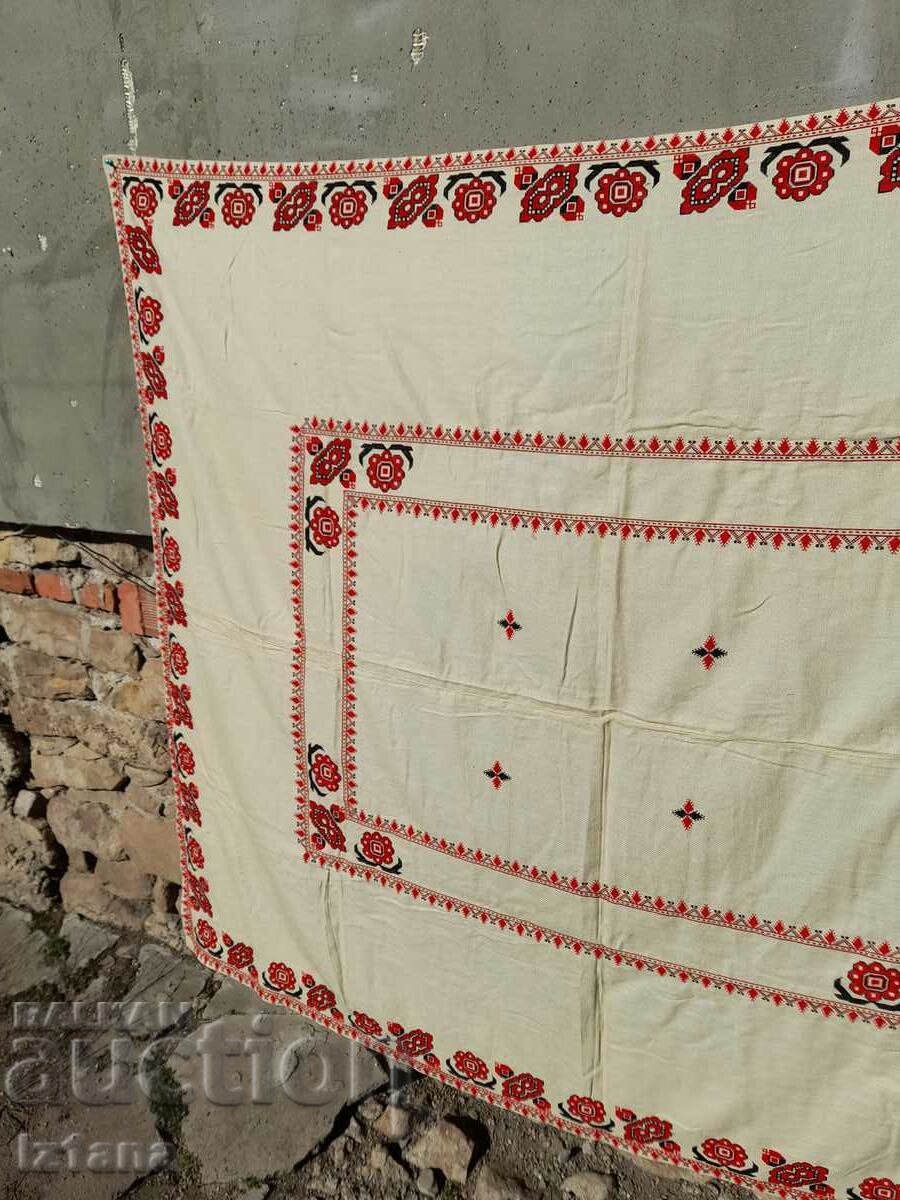 Аукцион Стара покривка за легло Аукцион Стара покривка за легло