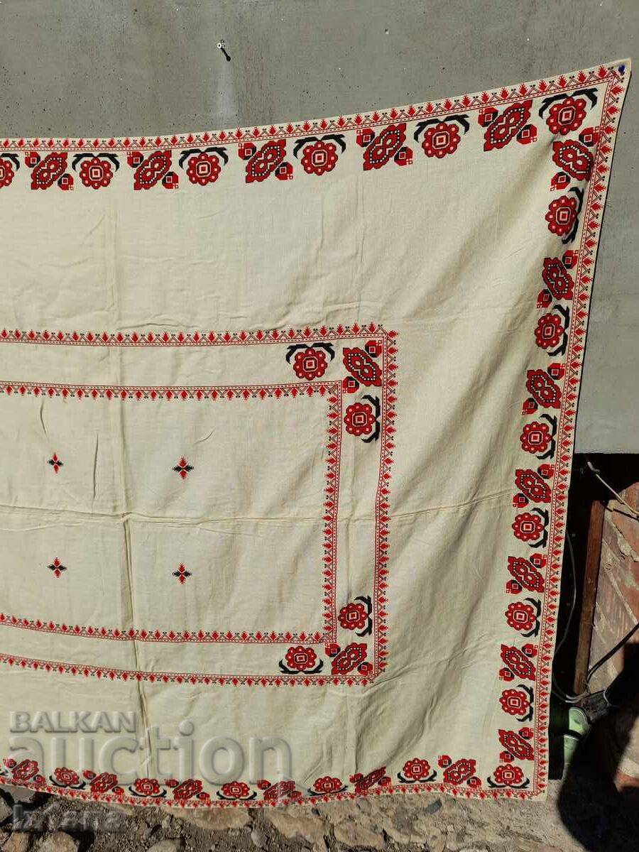 Доставка на Стара покривка за легло Доставка на Стара покривка за легло