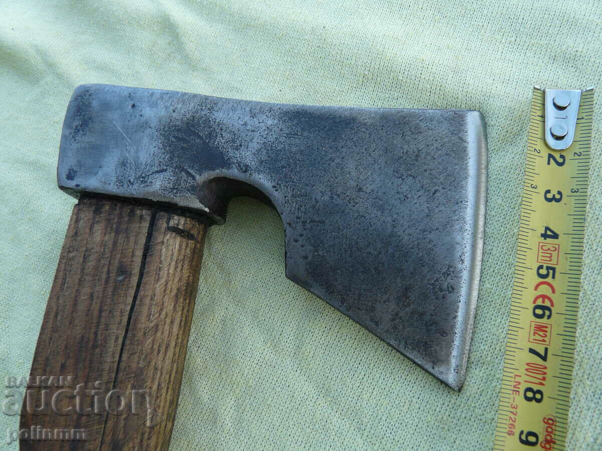 Old Bulgarian tourist hatchet - 224 with price 70.00 BGN | € 35.79