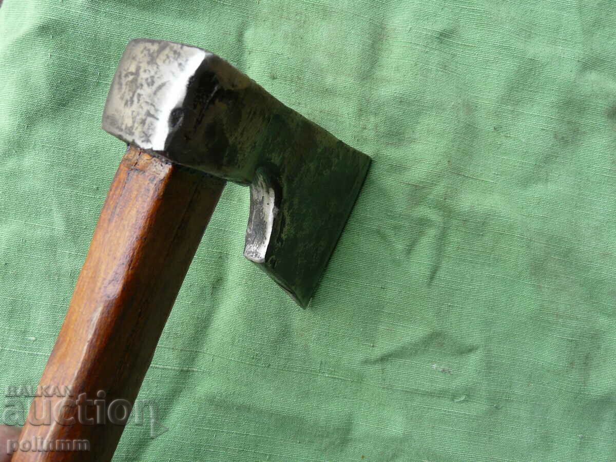 Auction Old Bulgarian tourist hatchet - 239 Auction Old Bulgarian tourist hatchet - 239
