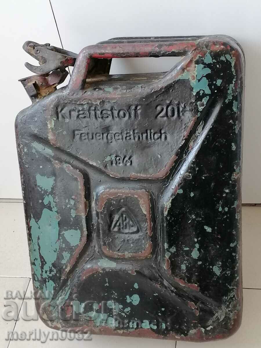 Livrarea Bidon de combustibil german 1941 an Wehrmacht puternic