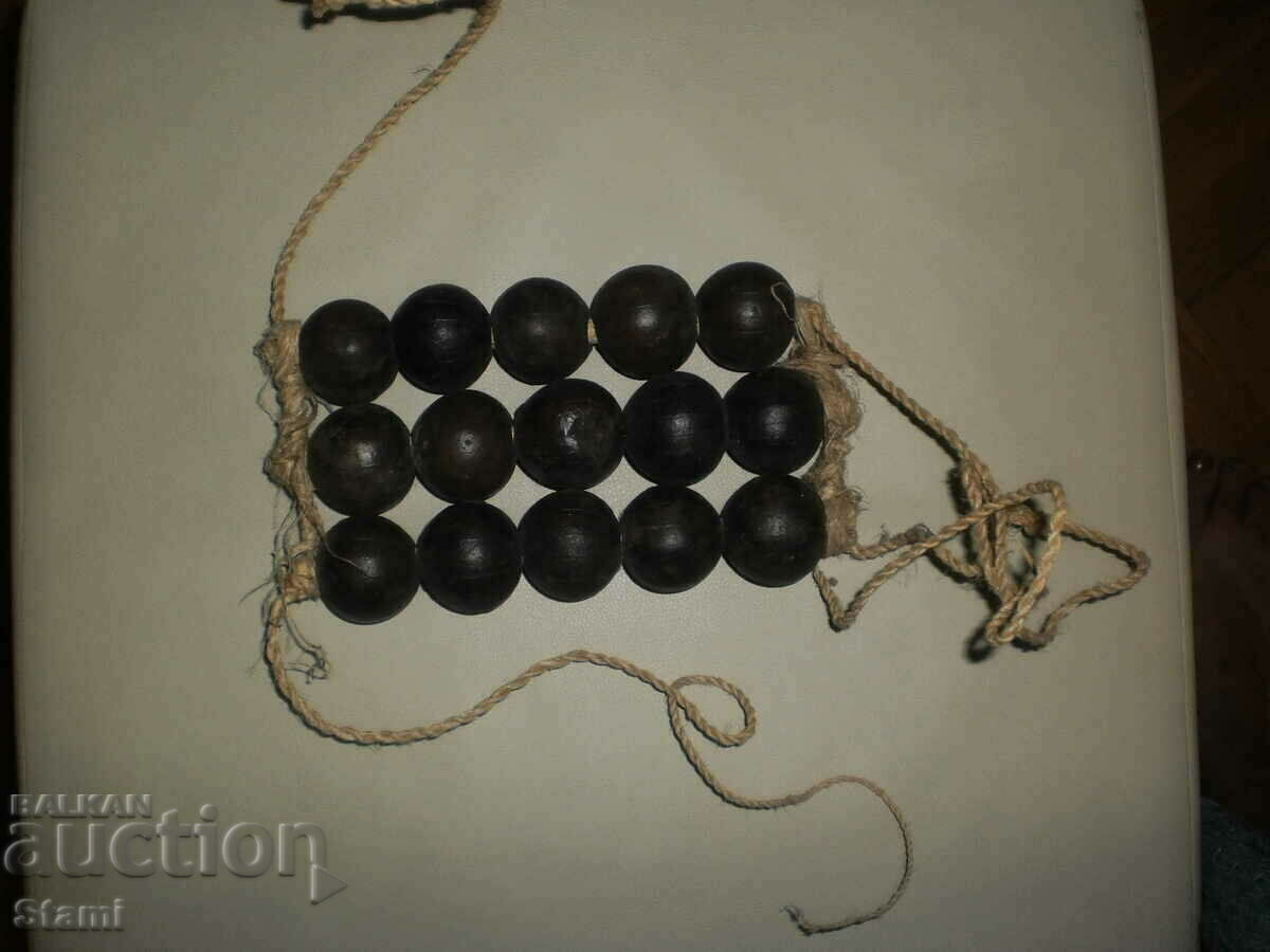 Auction Magagada - musical foot instrument from Zimbabwe Auction Magagada - musical foot instrument from Zimbabwe