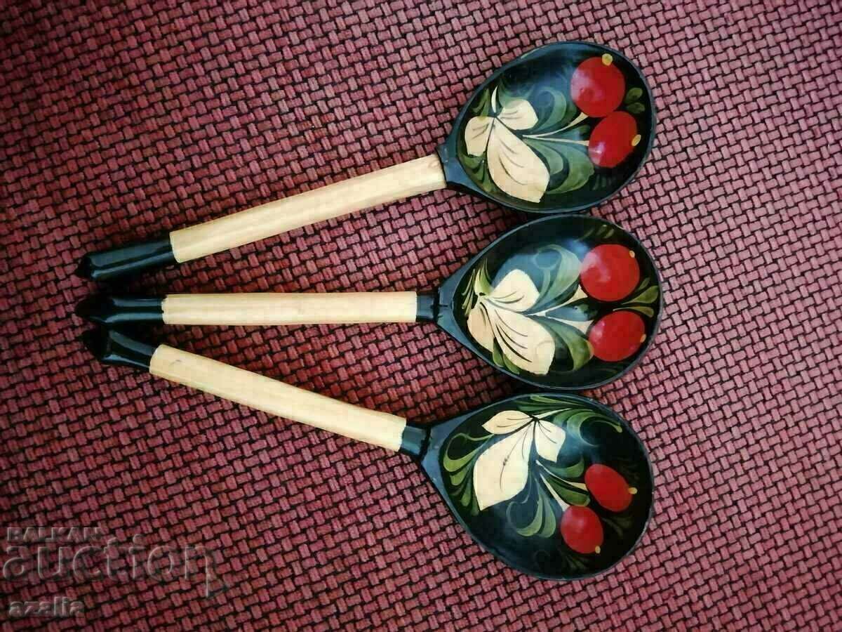 Wooden painted spoons Wooden painted spoons