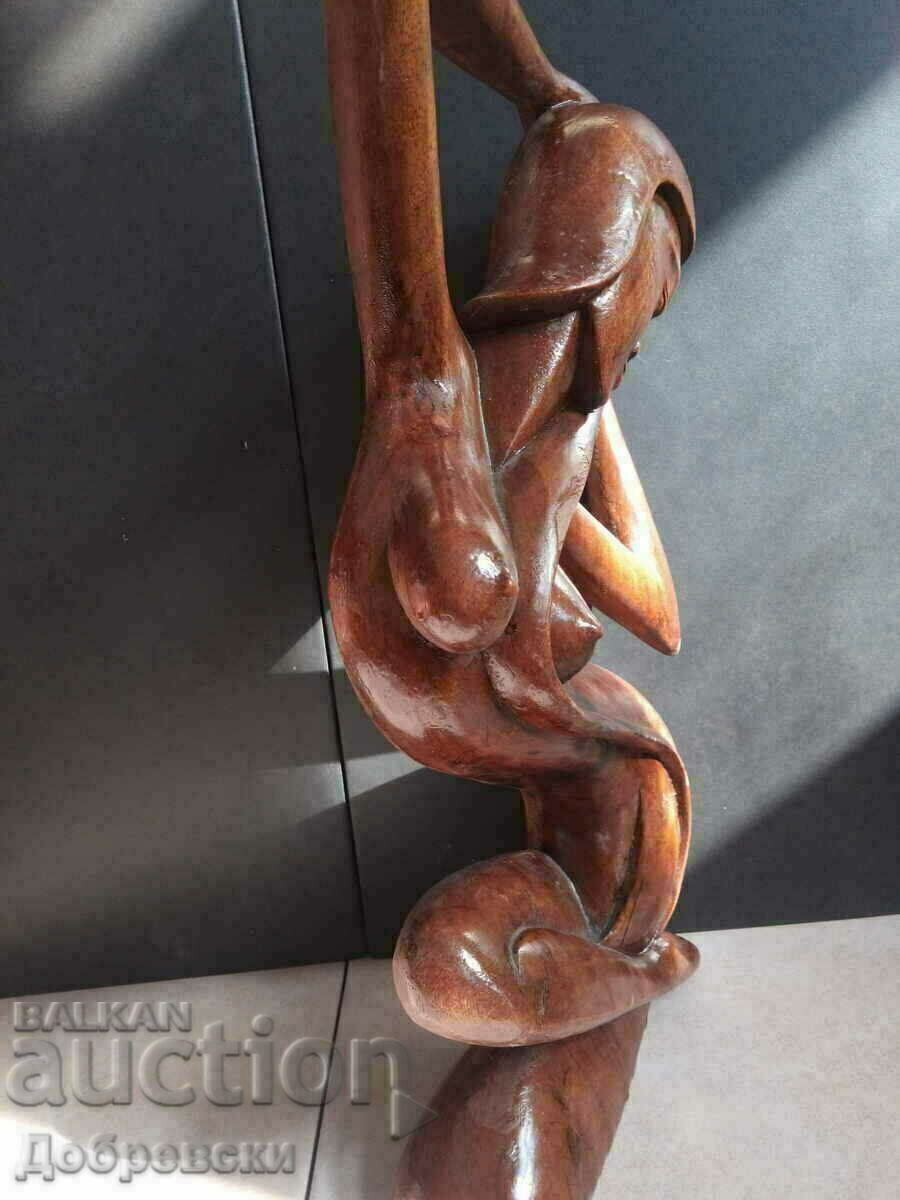 Auction Erotica, woman, figure, sculpture, wooden panel. Auction Erotica, woman, figure, sculpture, wooden panel.