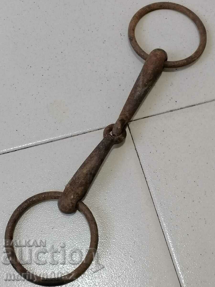 Auction Old wrought bridle gem reins wrought iron, harness Auction Old wrought bridle gem reins wrought iron, harness