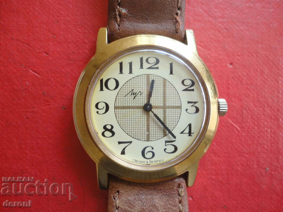 Gold Watched Watches with price 40.00 BGN | € 20.45