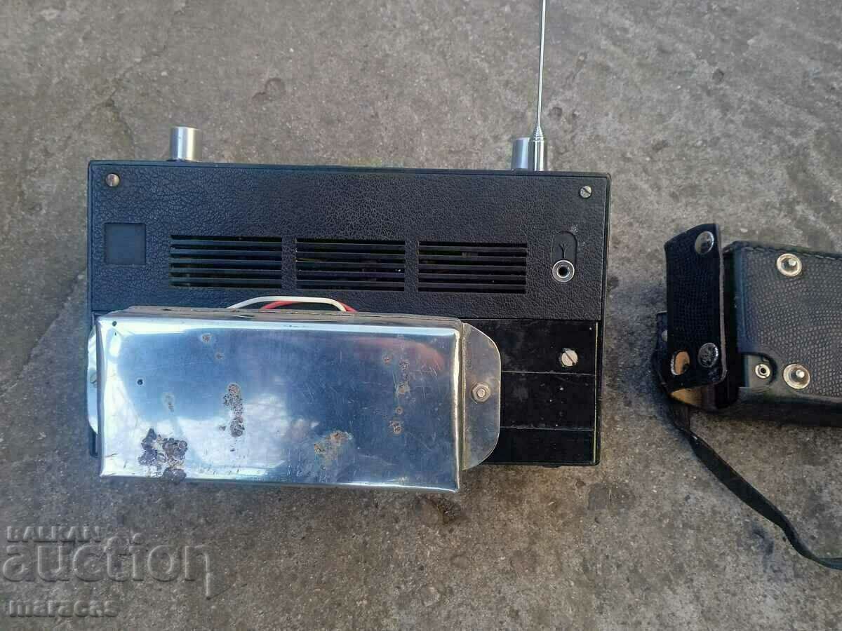 Auction Old radios Auction Old radios