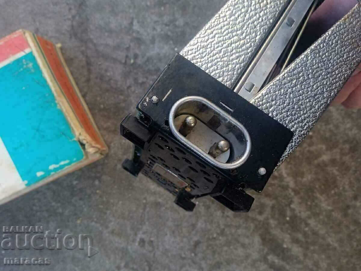 Delivery of Old electrical device.