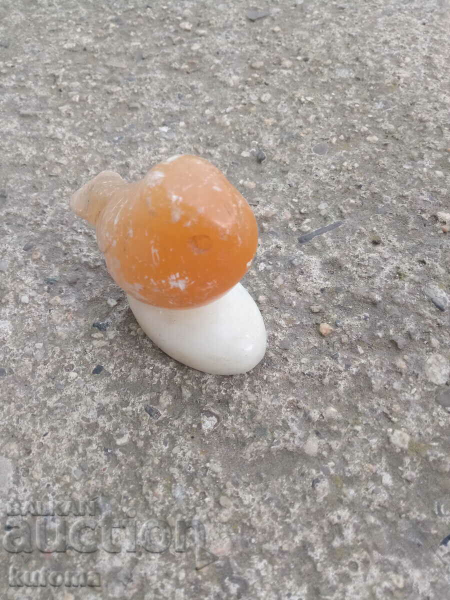 Livrarea Pasăre de marmură Livrarea Pasăre de marmură