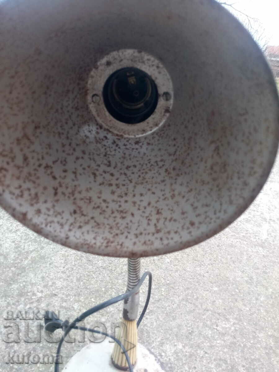 Old industrial lamp with price 39.99 BGN | € 20.45 Old industrial lamp with price 39.99 BGN | € 20.45