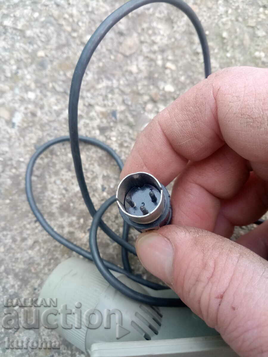 Δημοπρασία Παλιό μικρόφωνο Δημοπρασία Παλιό μικρόφωνο