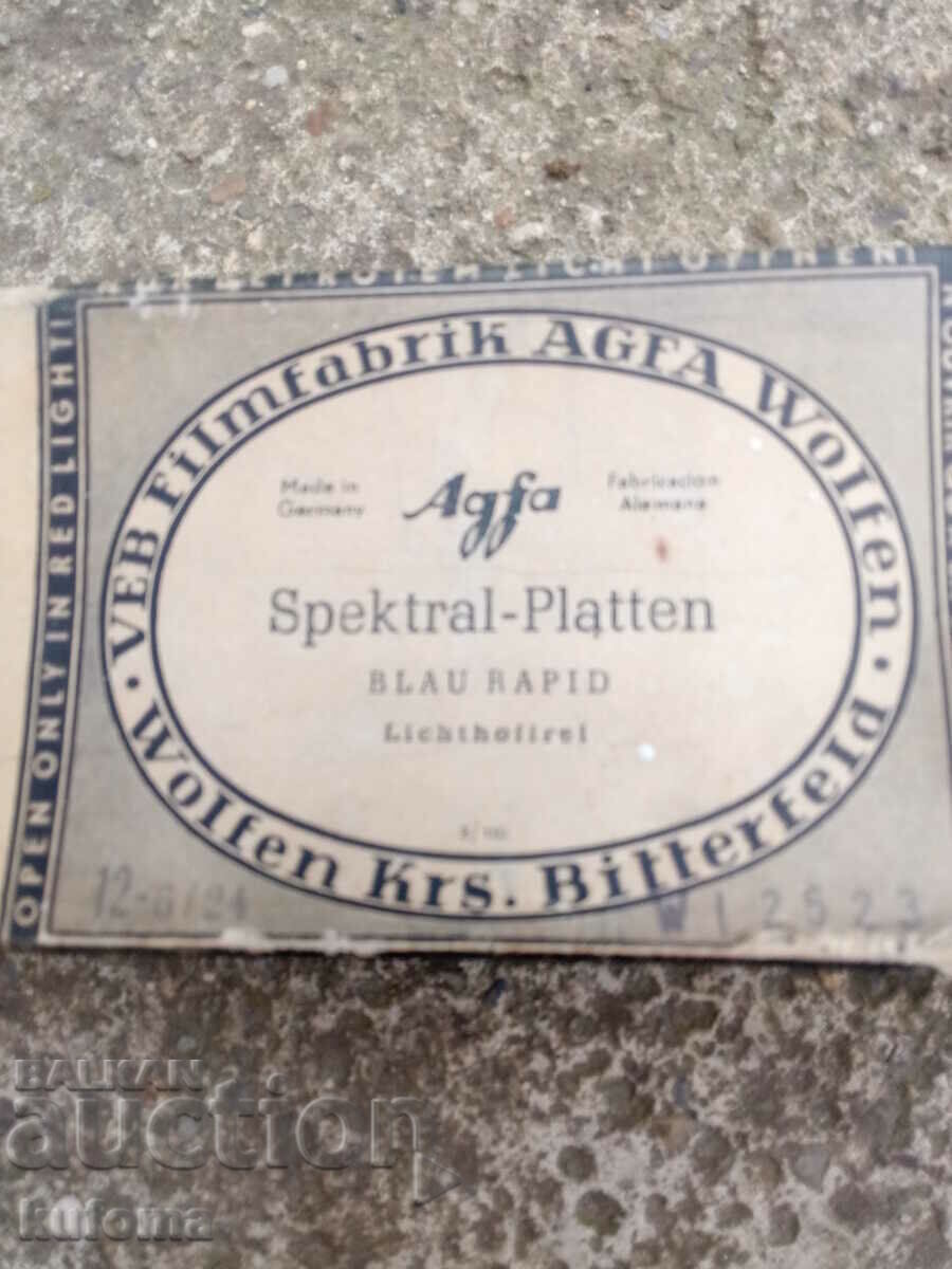 Plăci vechi pentru aparat foto cu preț € 25.55 | 49.97 BGN