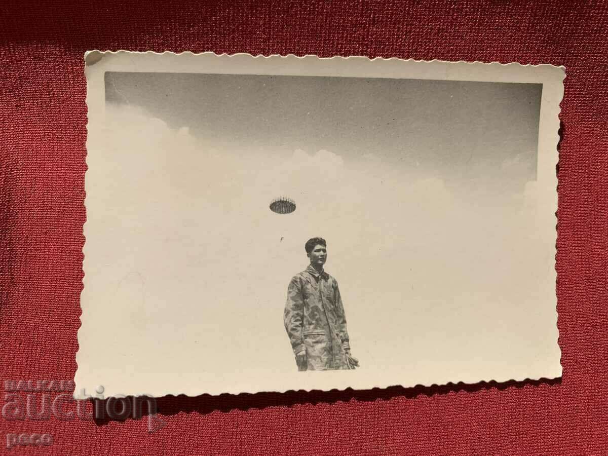 Parachute Squad Bulgaria 40s old photo with price 30.00 BGN | € 15.34 Parachute Squad Bulgaria 40s old photo with price 30.00 BGN | € 15.34