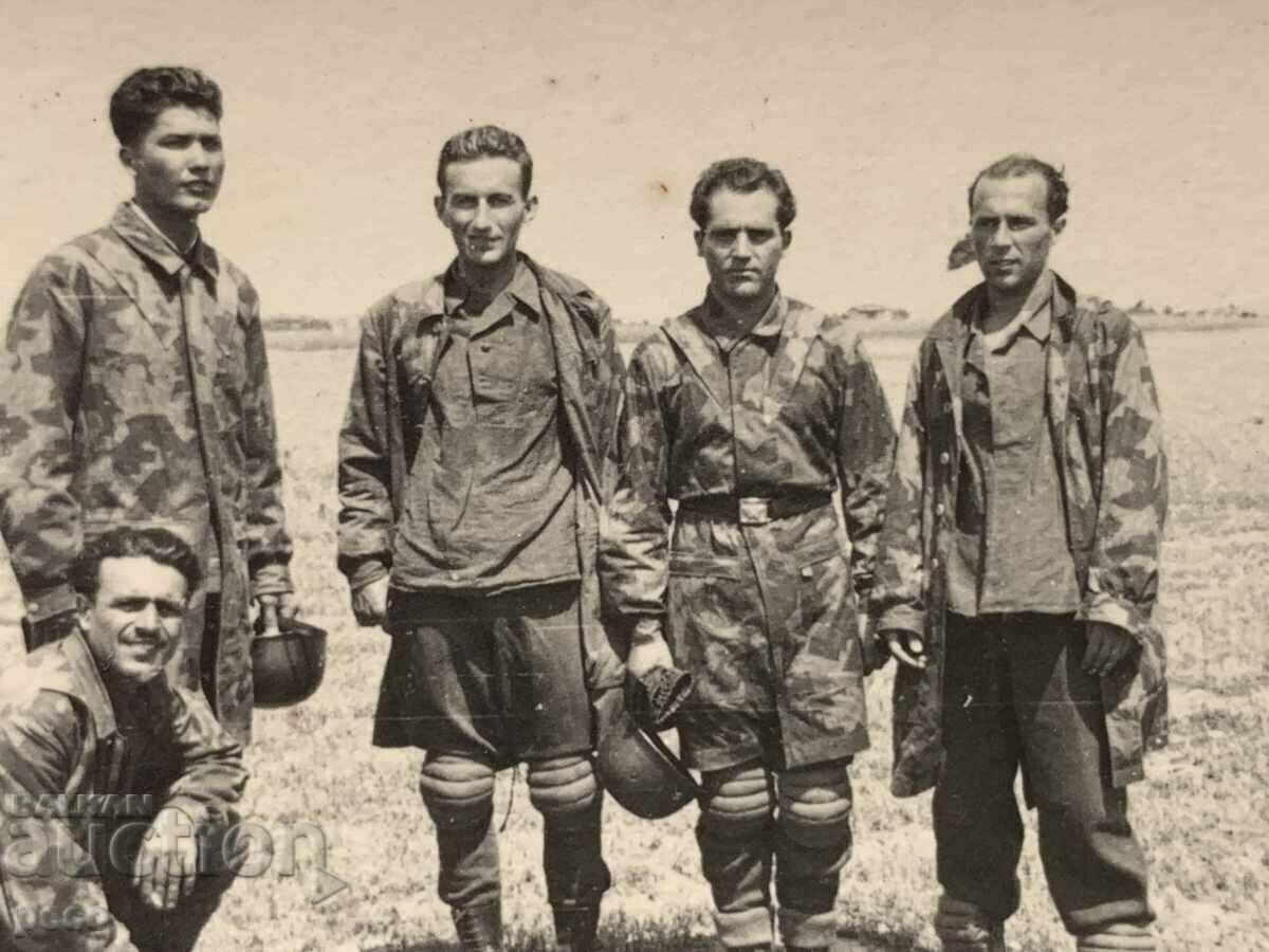 Auction Parachute Squad Bulgaria 40s old photo Auction Parachute Squad Bulgaria 40s old photo