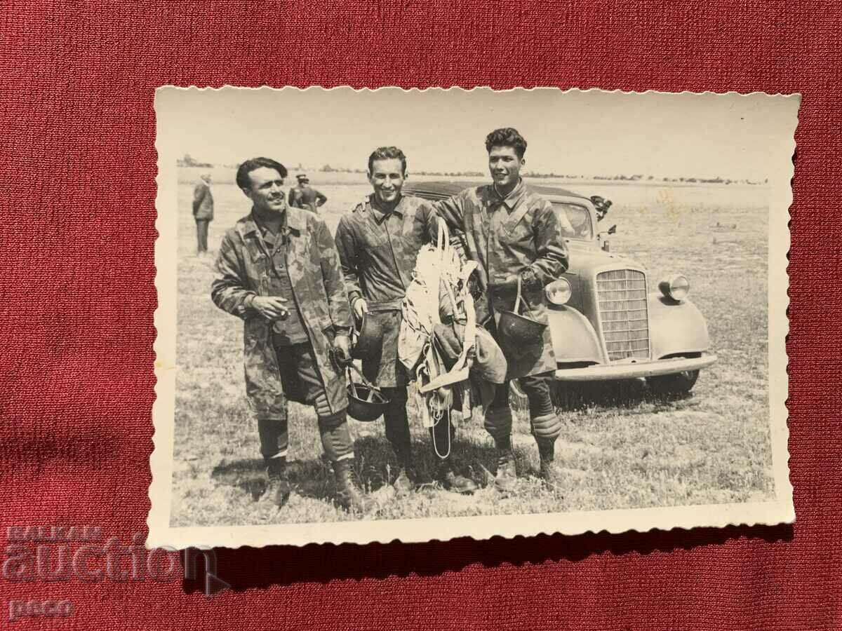 Delivery of Parachute Squad Bulgaria 40s old photo Delivery of Parachute Squad Bulgaria 40s old photo