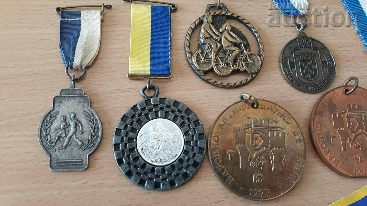 retro vintage sports medals with price 41.00 BGN | € 20.96 retro vintage sports medals with price 41.00 BGN | € 20.96