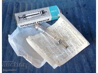 Bulgarian glass syringe MIA unused with box