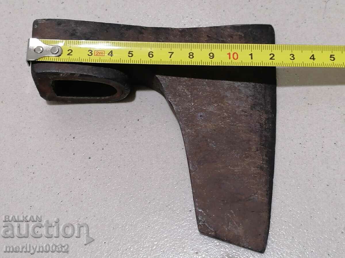 Delivery of Old ax torpedo saber hat without gland Delivery of Old ax torpedo saber hat without gland