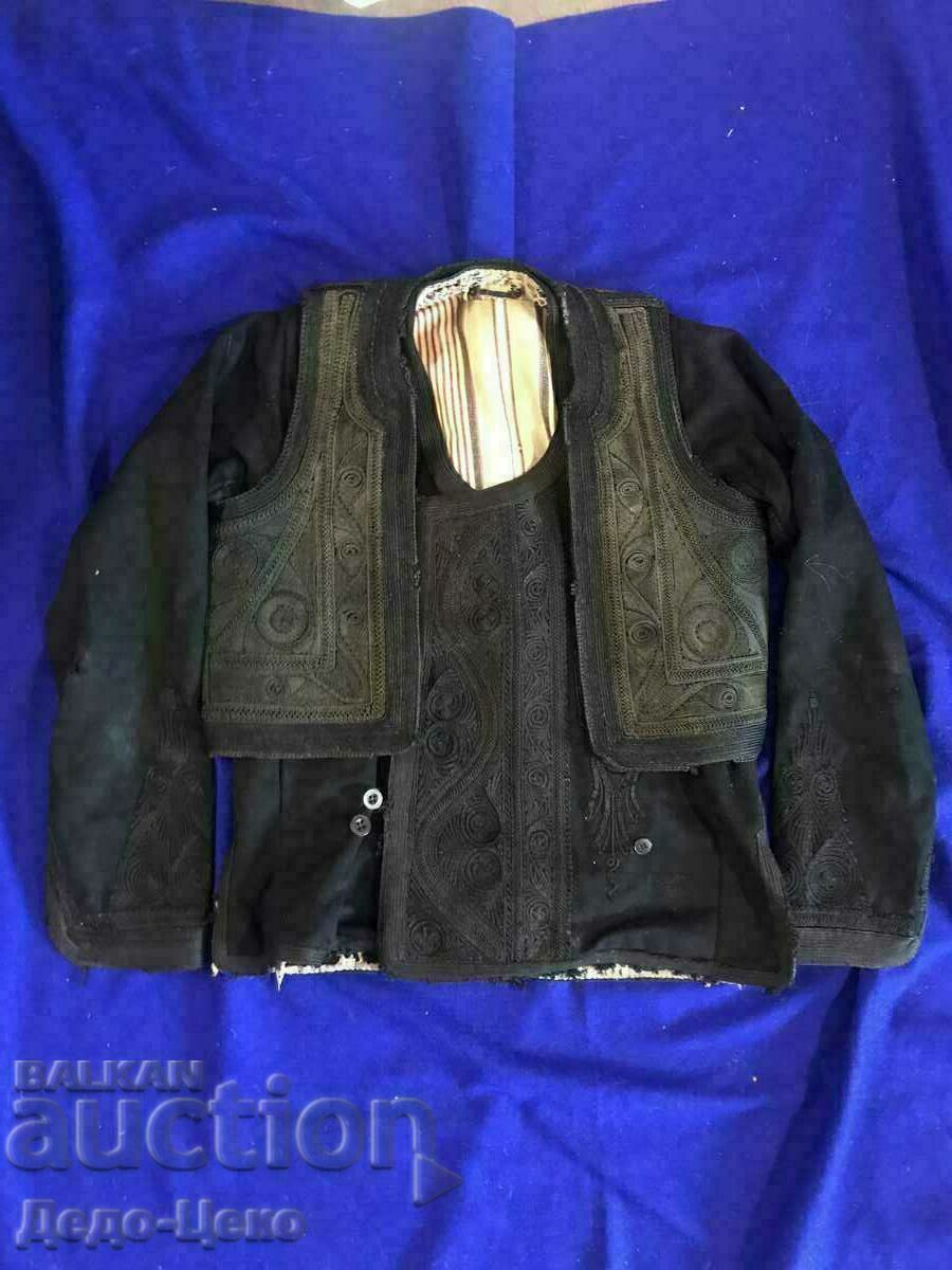 Men's costume interior vest