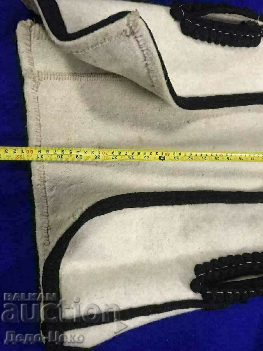 Men's costume Skopje with price 800.00 BGN | € 409.03 Men's costume Skopje with price 800.00 BGN | € 409.03