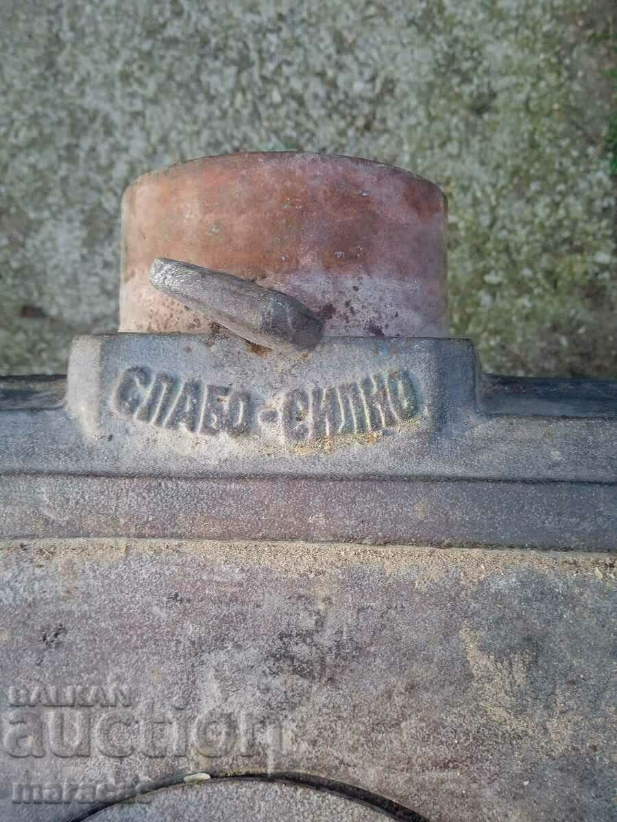 Old cast iron stove - 6 Old cast iron stove - 6