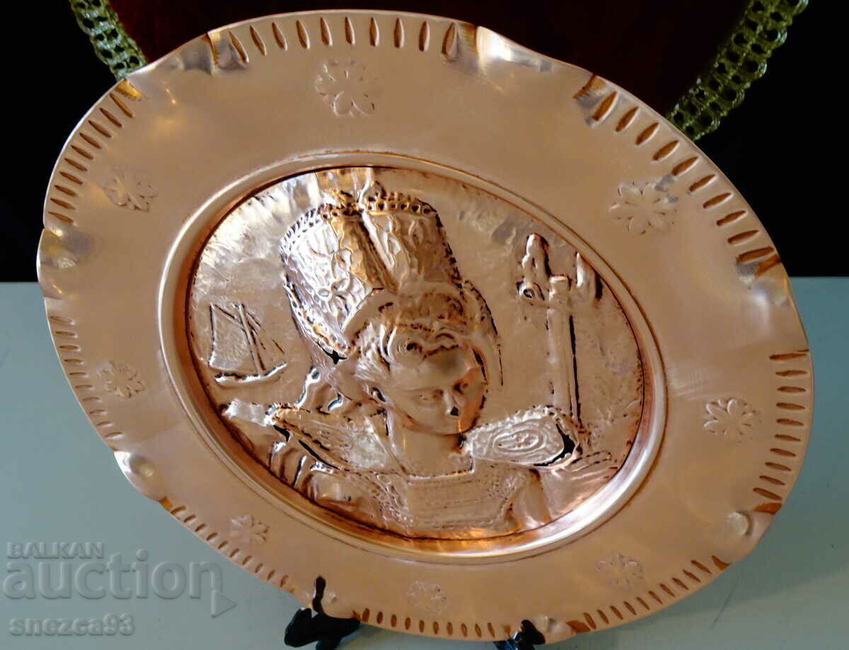 Copper panel, copper painting with an English queen, warship with price 25.00 BGN | € 12.78 Copper panel, copper painting with an English queen, warship with price 25.00 BGN | € 12.78