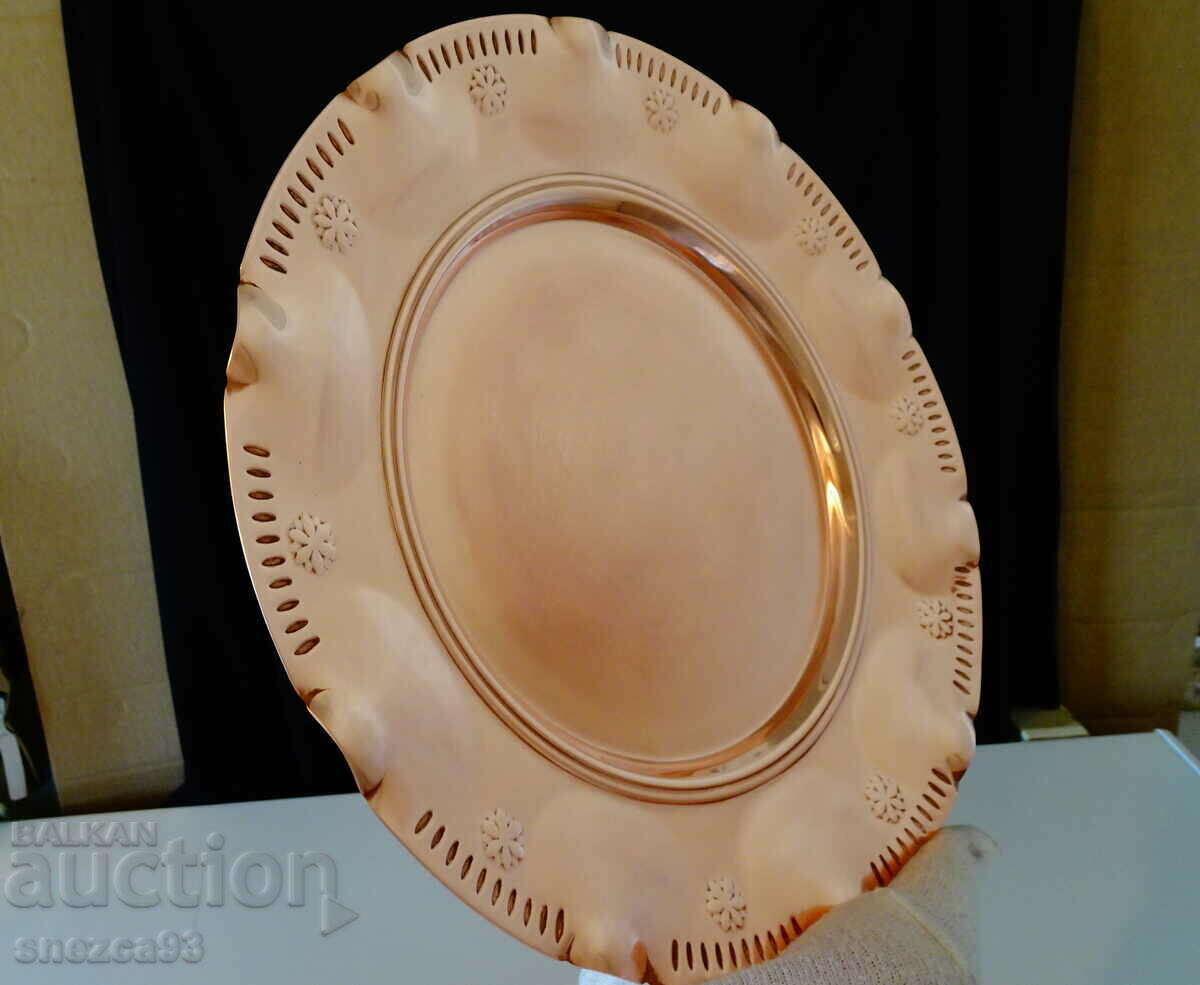 Auction  Copper plate, platter, tray 27 cm., pure red copper