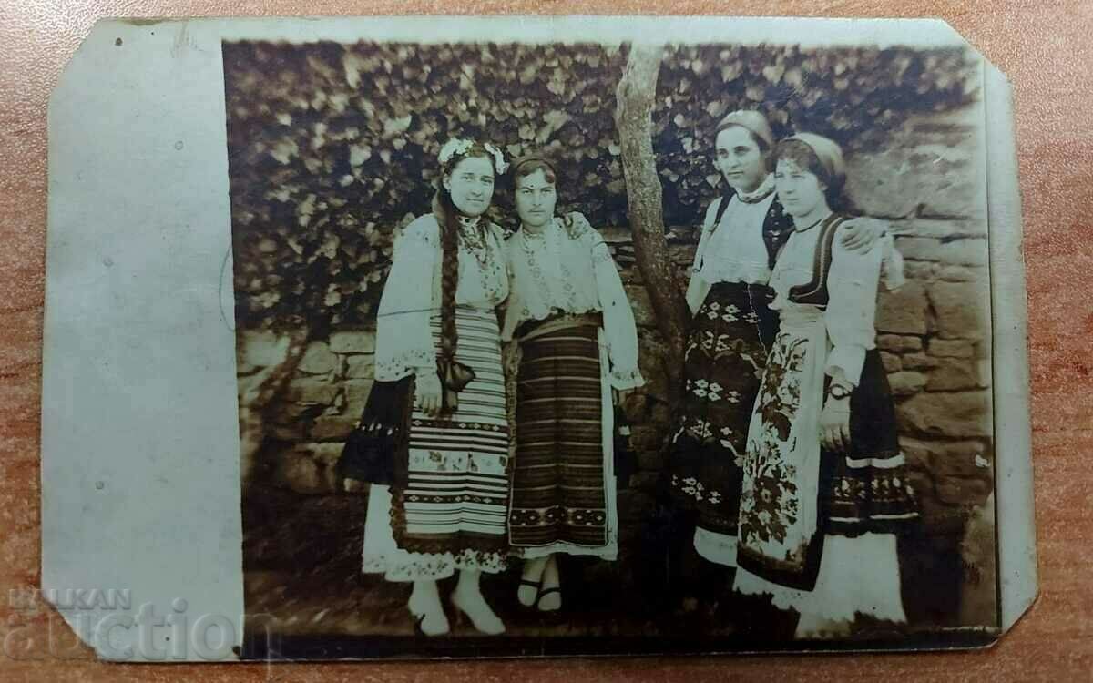 Auction  WEARING APRON SHIRT PHOTO PHOTO KINGDOM BULGARIA