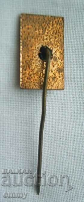 Badge - coat of arms Crane, enamelled with price 5.00 BGN | € 2.56 Badge - coat of arms Crane, enamelled with price 5.00 BGN | € 2.56