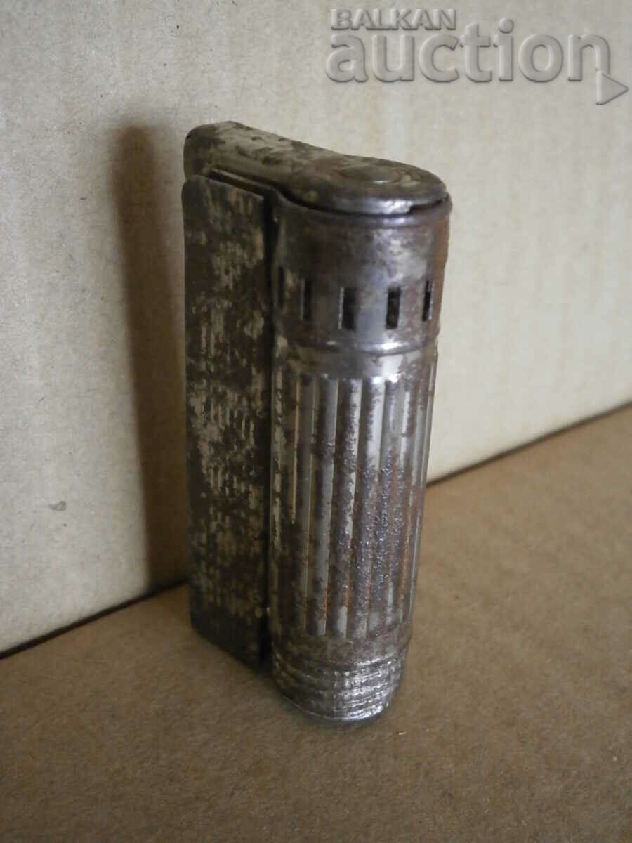 vintage MINI FOX Austria petrol lighter with price 25.00 BGN | € 12.78 vintage MINI FOX Austria petrol lighter with price 25.00 BGN | € 12.78